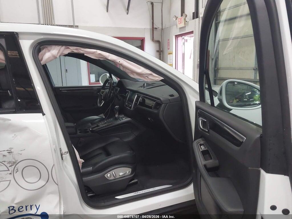 WP1AB2A5XHLB21146 2017 PORSCHE MACAN photo no. 5