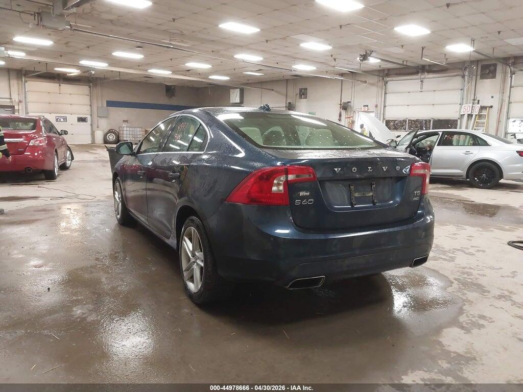 YV1612TK1F1346829 2015 VOLVO S60 photo no. 3