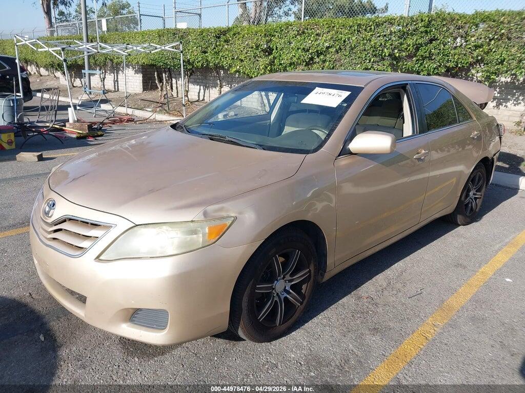 4T1BF3EK1AU086184 2010 TOYOTA CAMRY photo no. 2