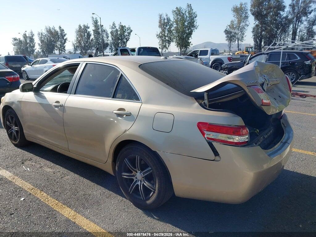 4T1BF3EK1AU086184 2010 TOYOTA CAMRY photo no. 3
