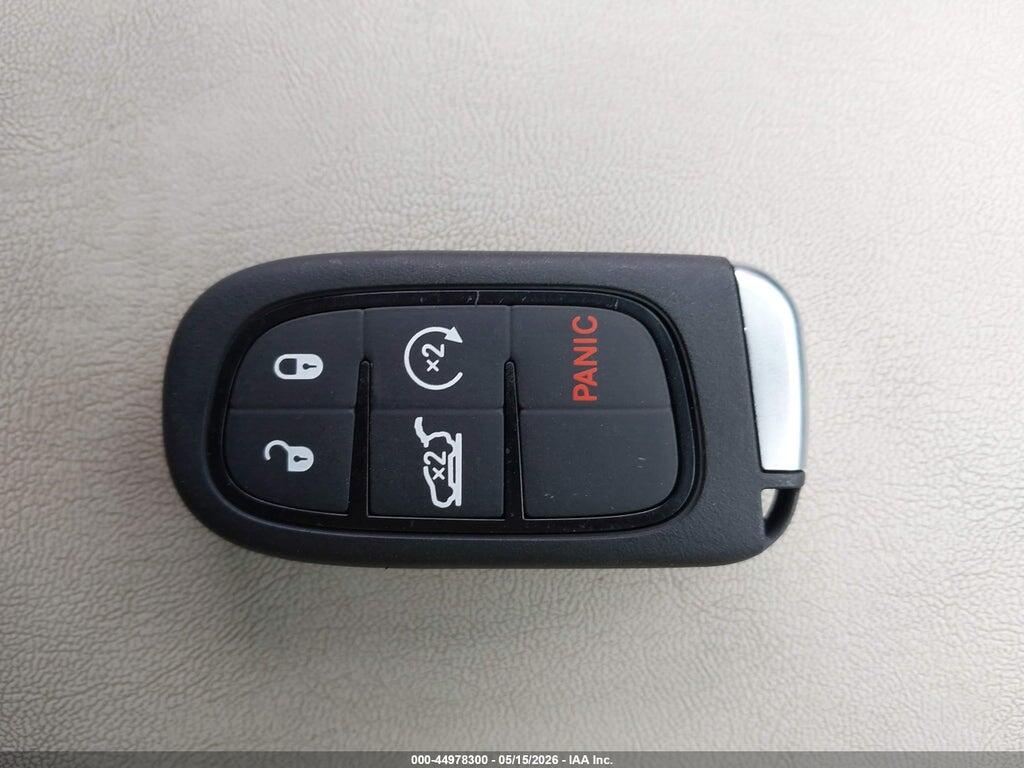 1C4PJMJS3HW598290 2017 JEEP CHEROKEE photo no. 11
