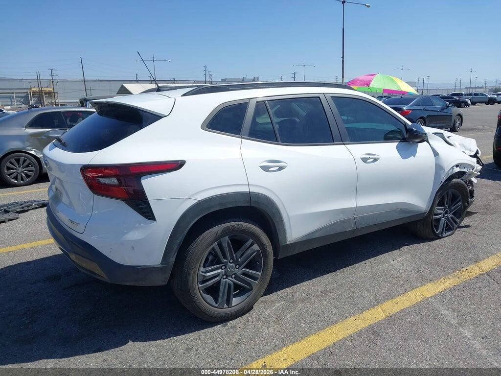 KL77LKEP1SC042540 2025 CHEVROLET TRAX photo no. 4