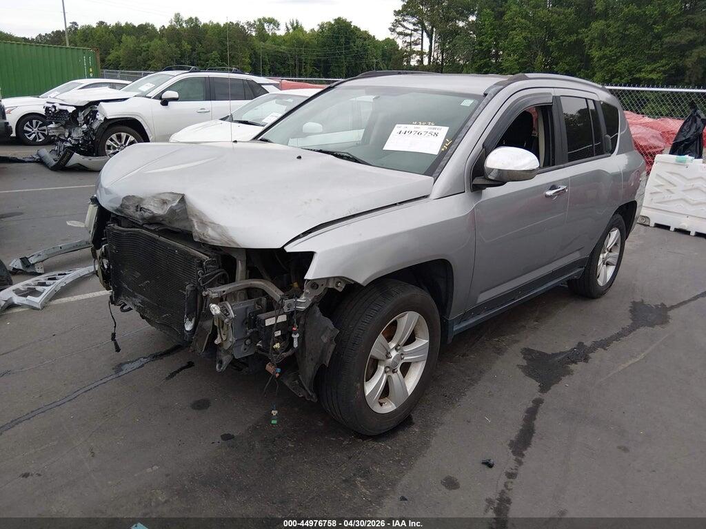 1C4NJCBB7FD372892 2015 JEEP COMPASS photo no. 2