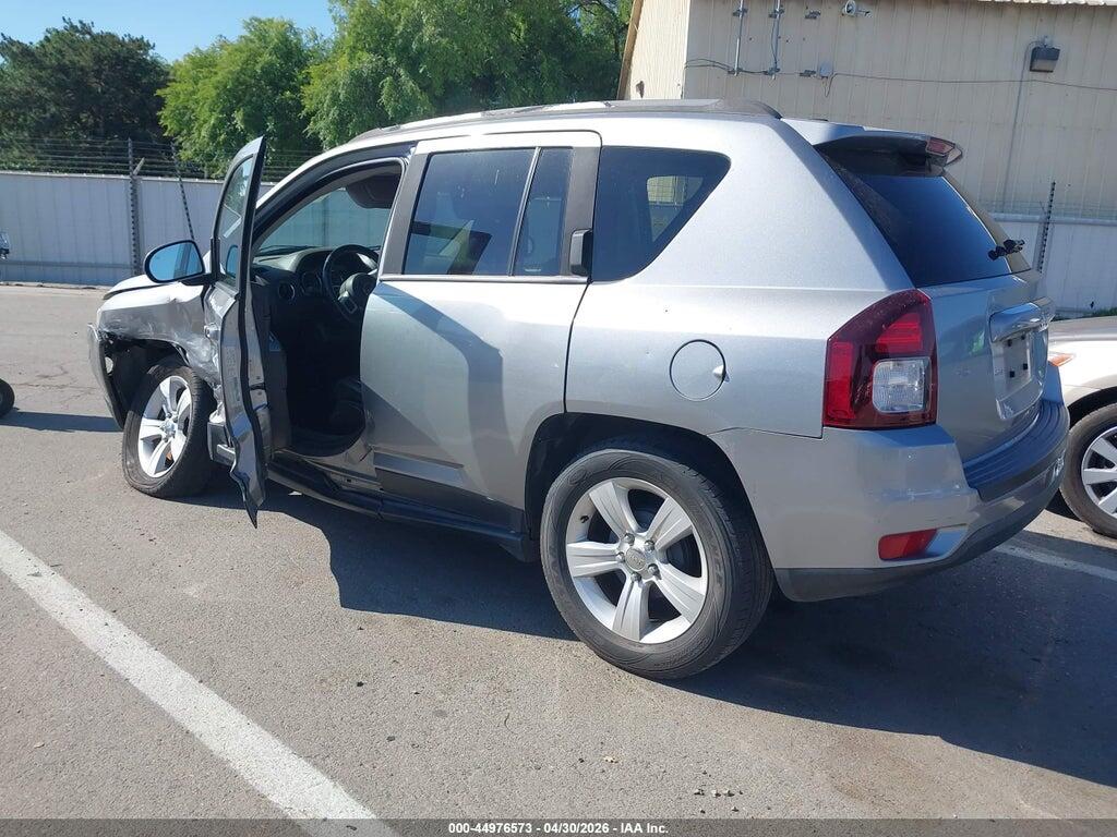 1C4NJCEB1FD209621 2015 JEEP COMPASS photo no. 3
