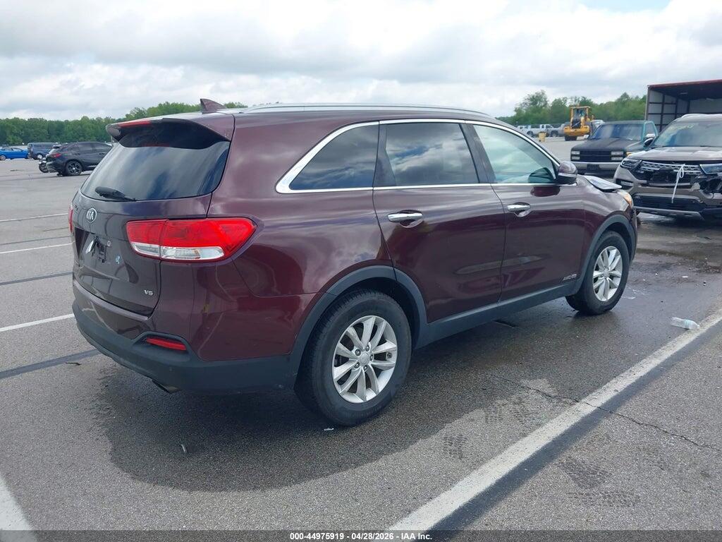 5XYPGDA57HG233486 2017 KIA SORENTO photo no. 4