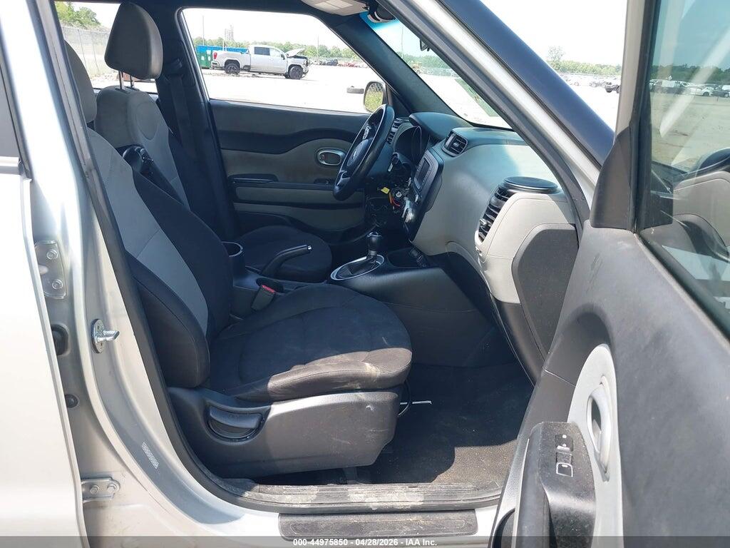 KNDJN2A22H7501170 2017 KIA SOUL photo no. 5