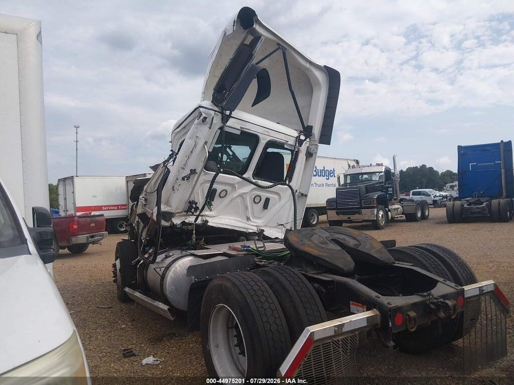 3AKBHSDV9PSUH6624 2023 FREIGHTLINER NEW CASCADIA 116 photo no. 4