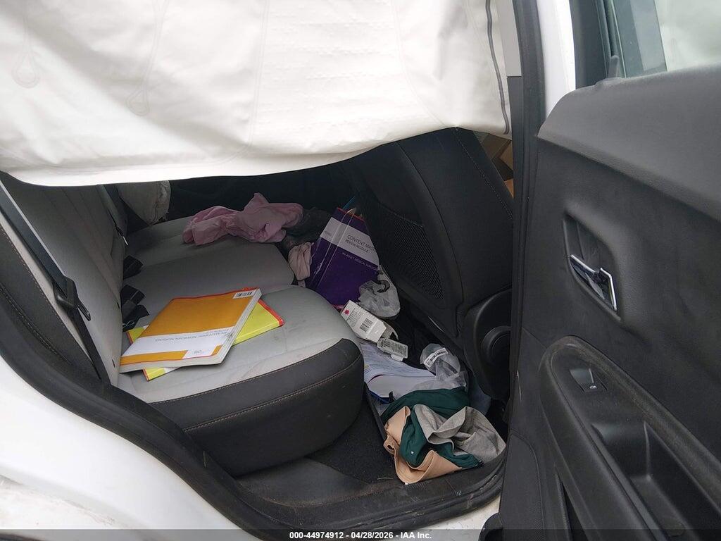 3GNCJNSB3LL307909 2020 CHEVROLET TRAX photo no. 8