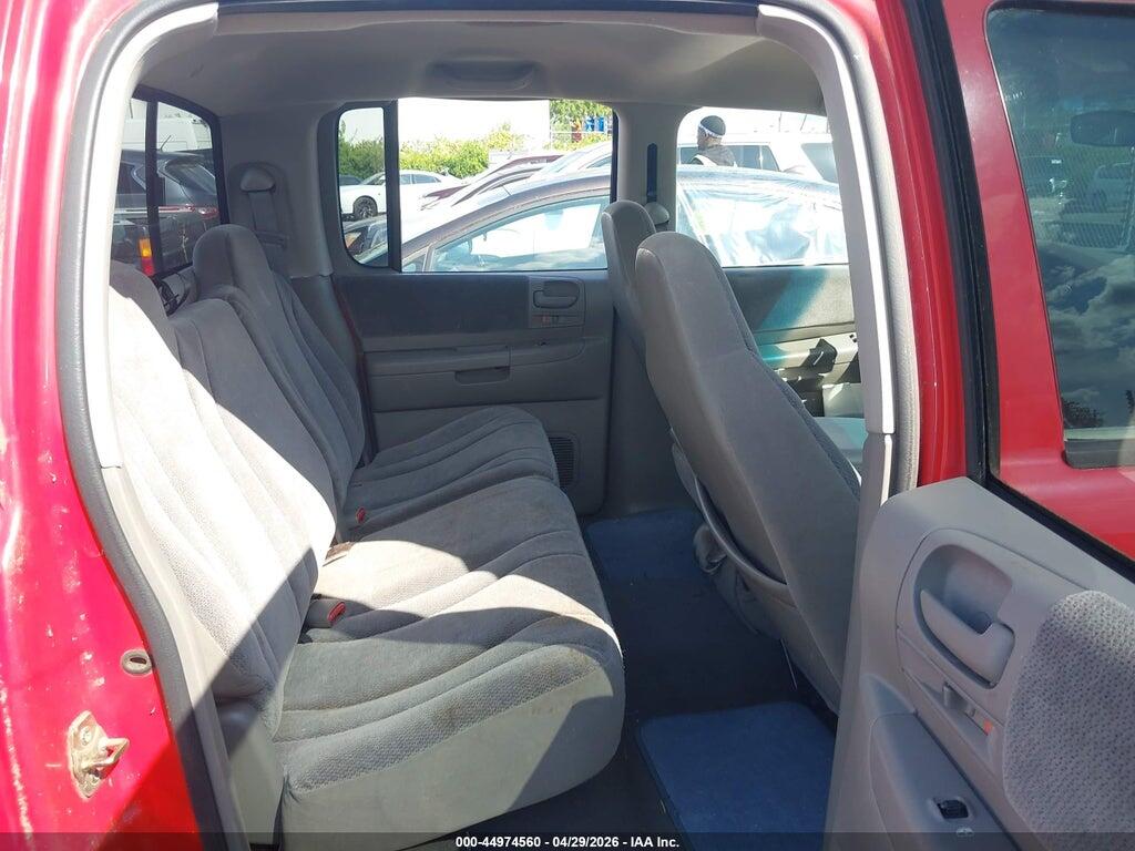 1B7HL2AX31S271271 2001 DODGE DAKOTA photo no. 8
