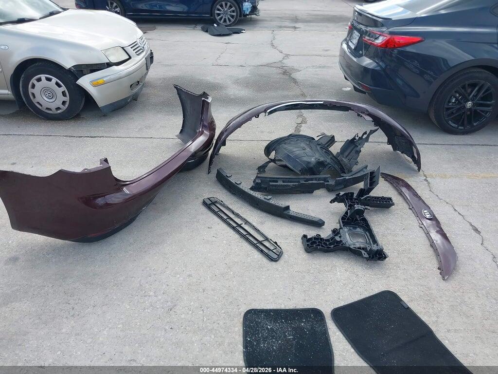 3KPFK4A71JE165295 2018 KIA FORTE photo no. 11