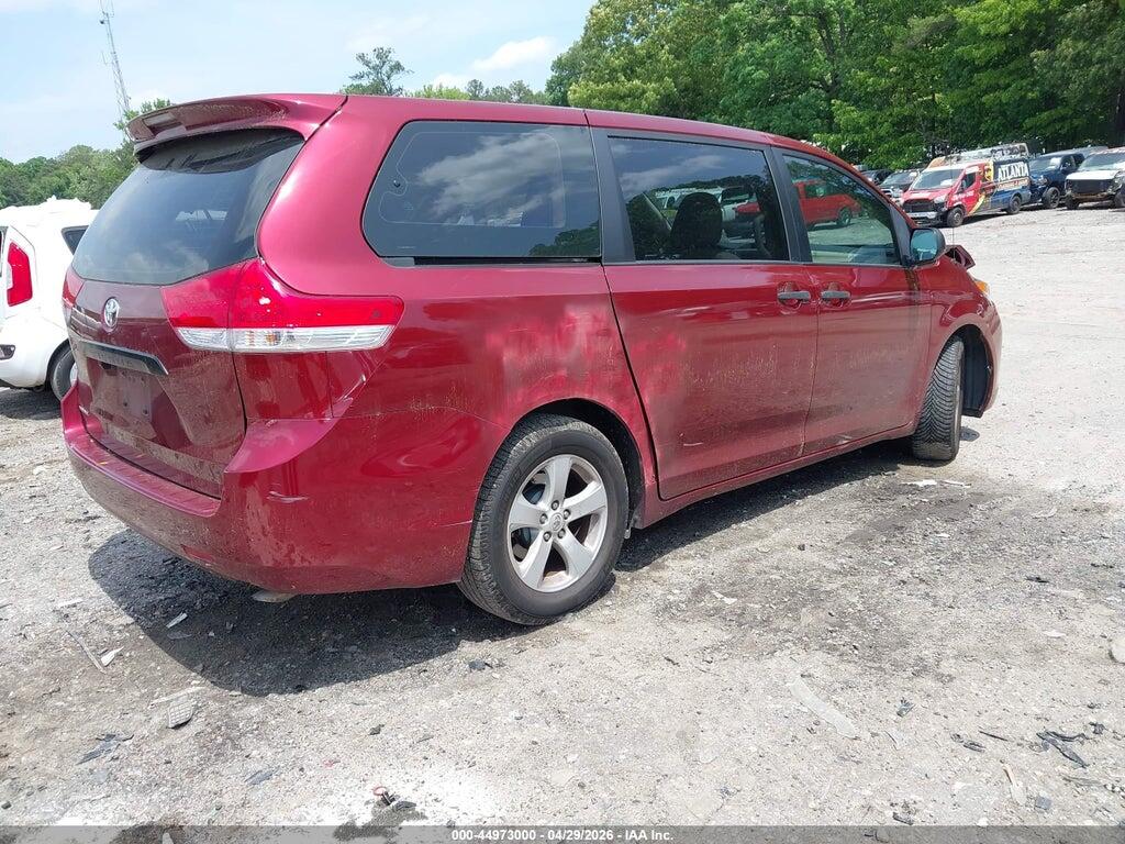 5TDZK3DC6BS147673 2011 TOYOTA SIENNA photo no. 4
