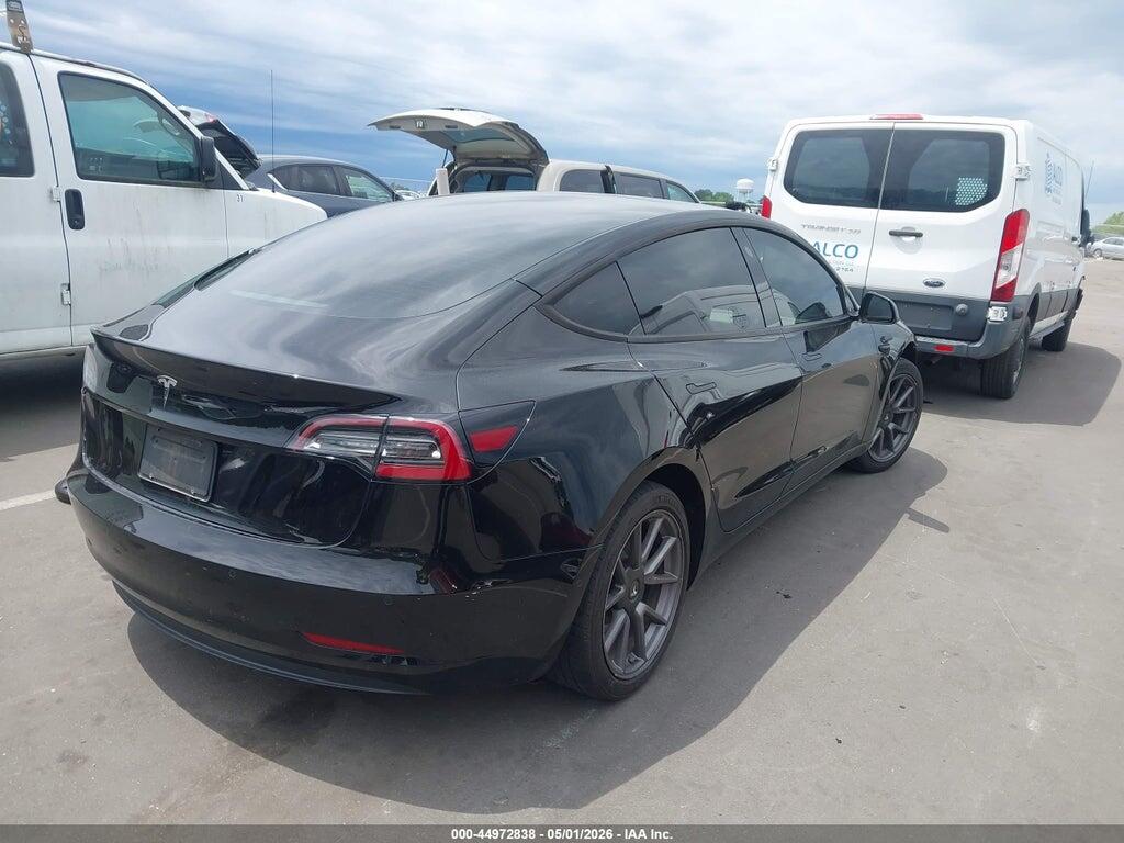 5YJ3E1EA4MF058528 2021 TESLA MODEL 3 photo no. 4