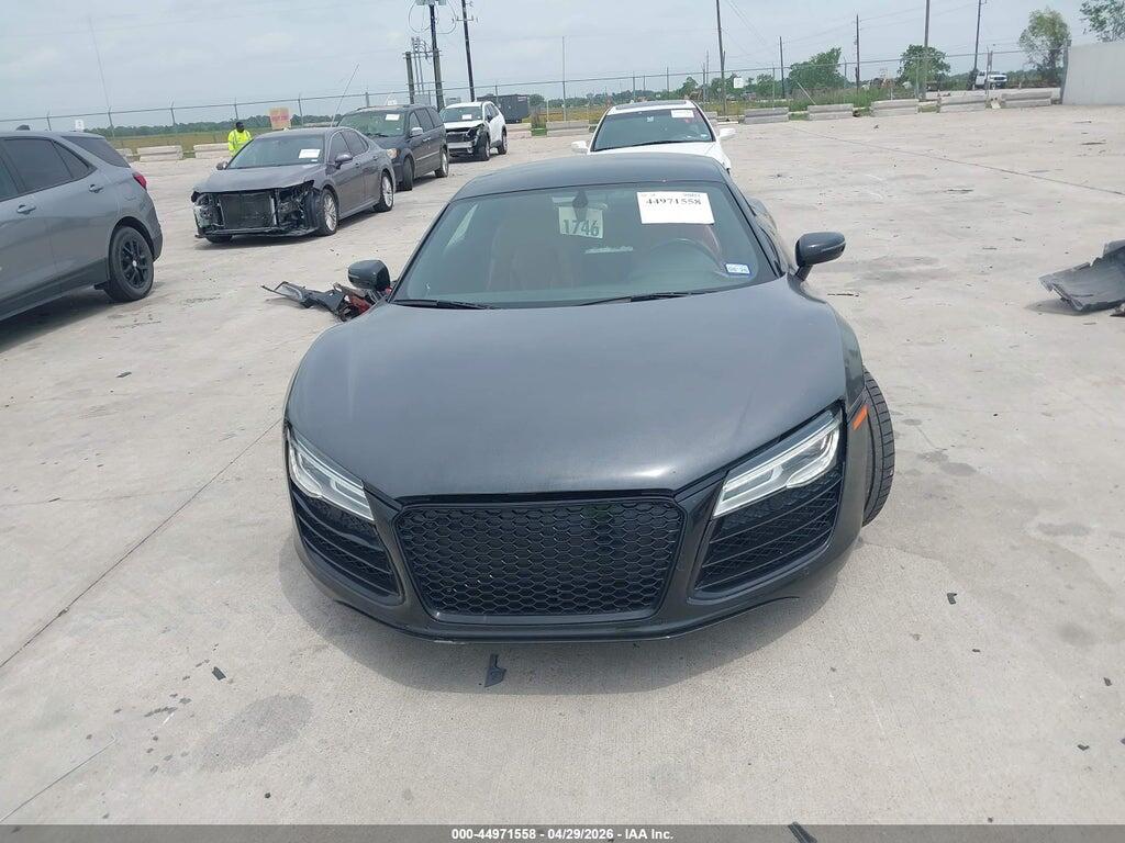 WUAAUAFG5F7000923 2015 AUDI R8 photo no. 12