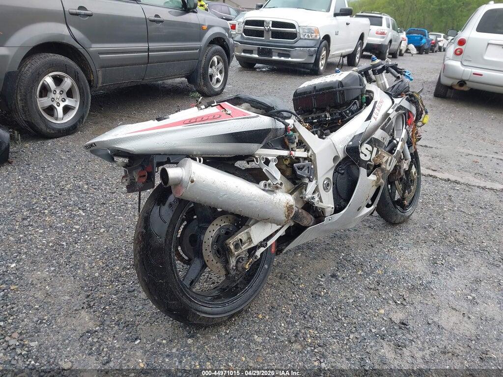 JS1GN7BA112103698 2001 SUZUKI GSX-R600 photo no. 4