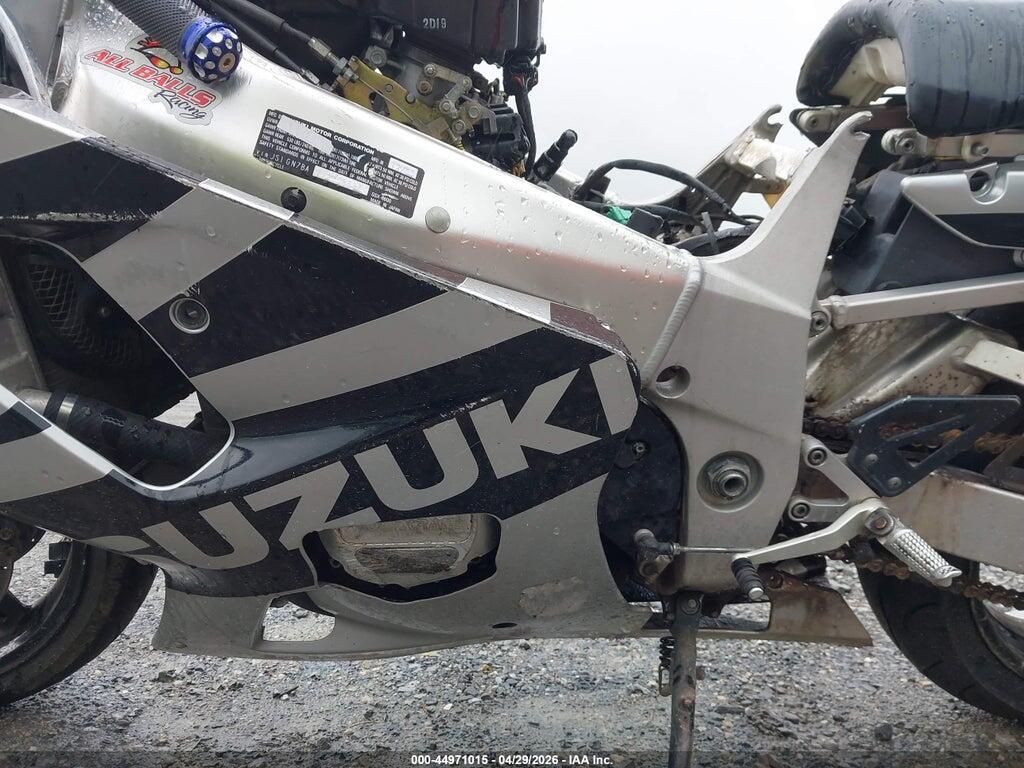 JS1GN7BA112103698 2001 SUZUKI GSX-R600 photo no. 9