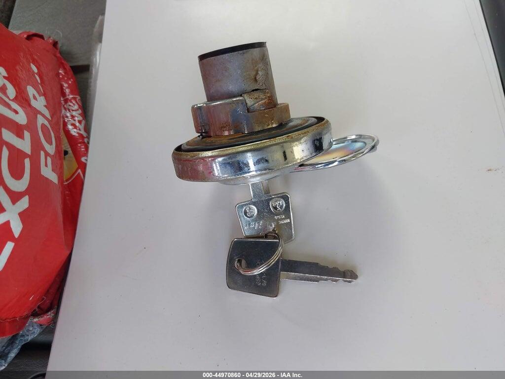 JH2PC2106PM400297 1993 HONDA VT600 photo no. 11