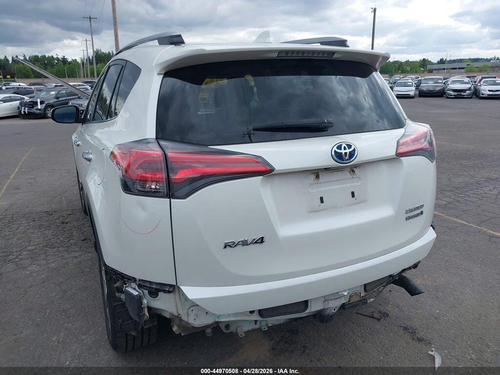 JTMDJREVXHD135238 2017 TOYOTA RAV4 HYBRID photo no. 6