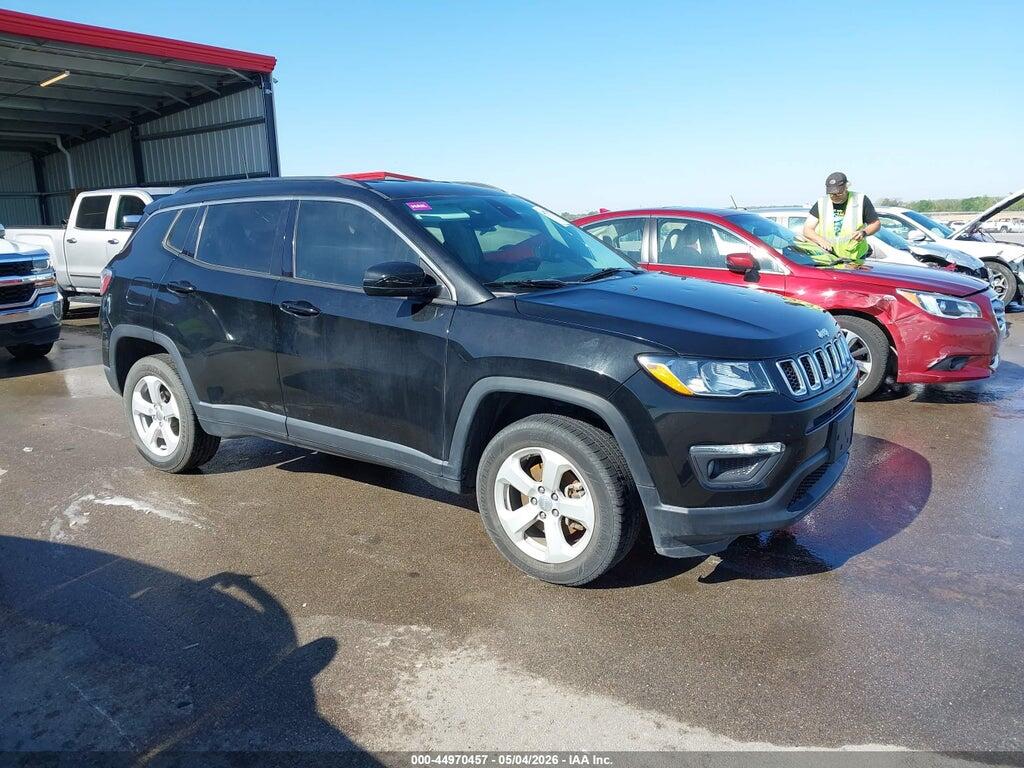 3C4NJDBB4JT299392 2018 JEEP COMPASS photo no. 1