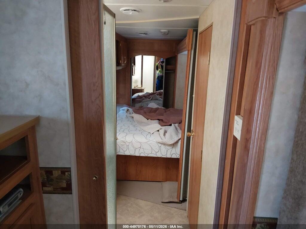 1UJBJ02RX61EA0201 2006 JAYCO JAYFL184BH photo no. 8