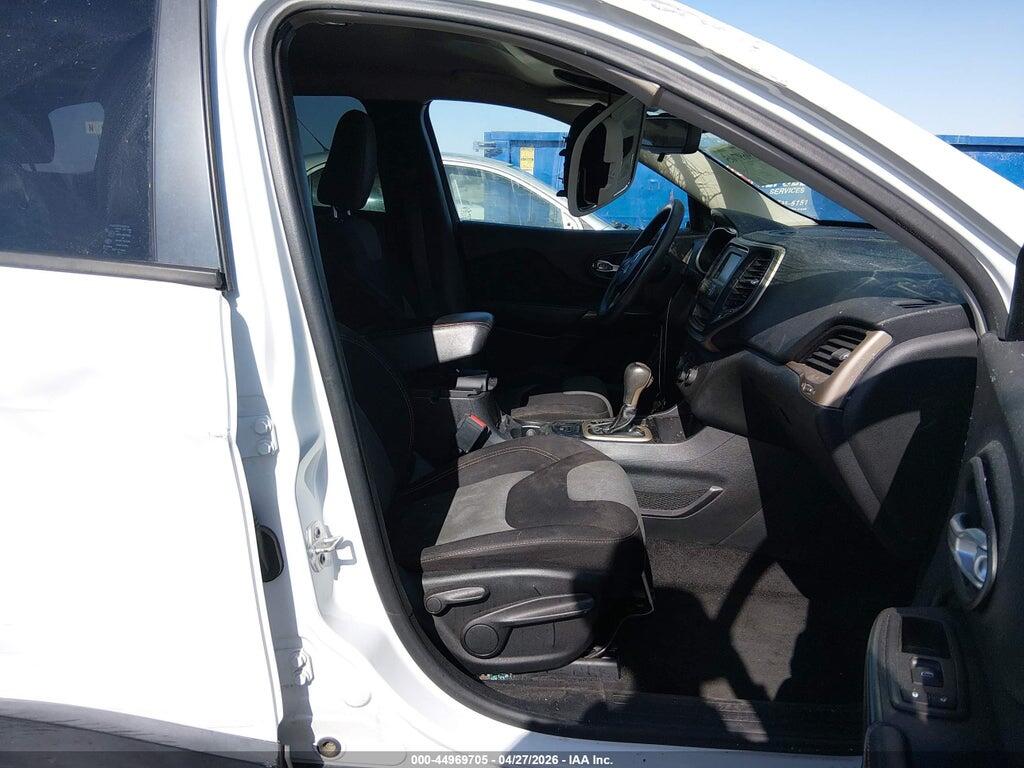 1C4PJLAB1GW158965 2016 JEEP CHEROKEE photo no. 5