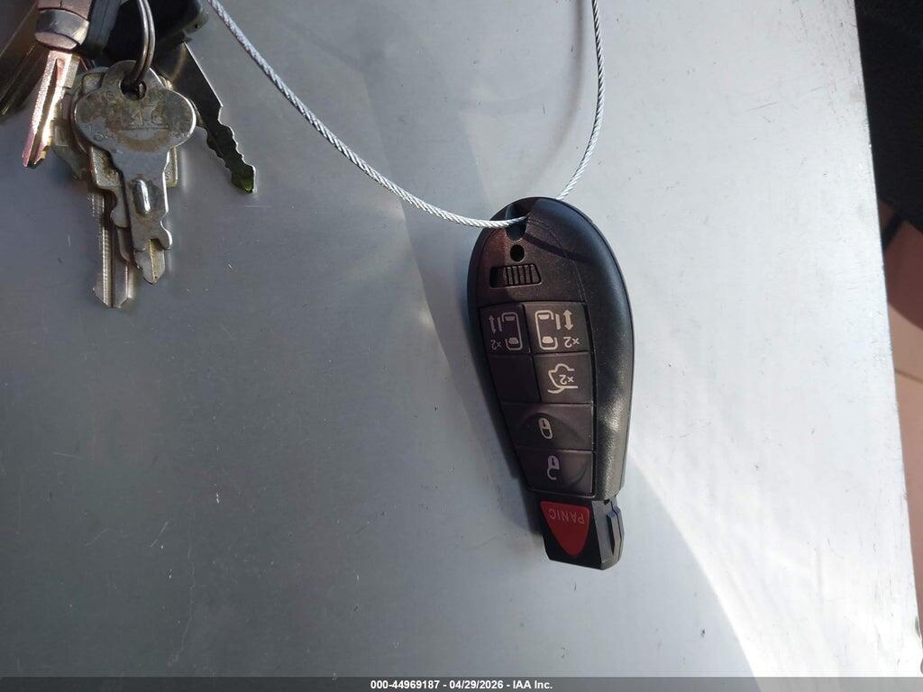 2D4RN5DGXBR792439 2011 DODGE GRAND CARAVAN photo no. 11