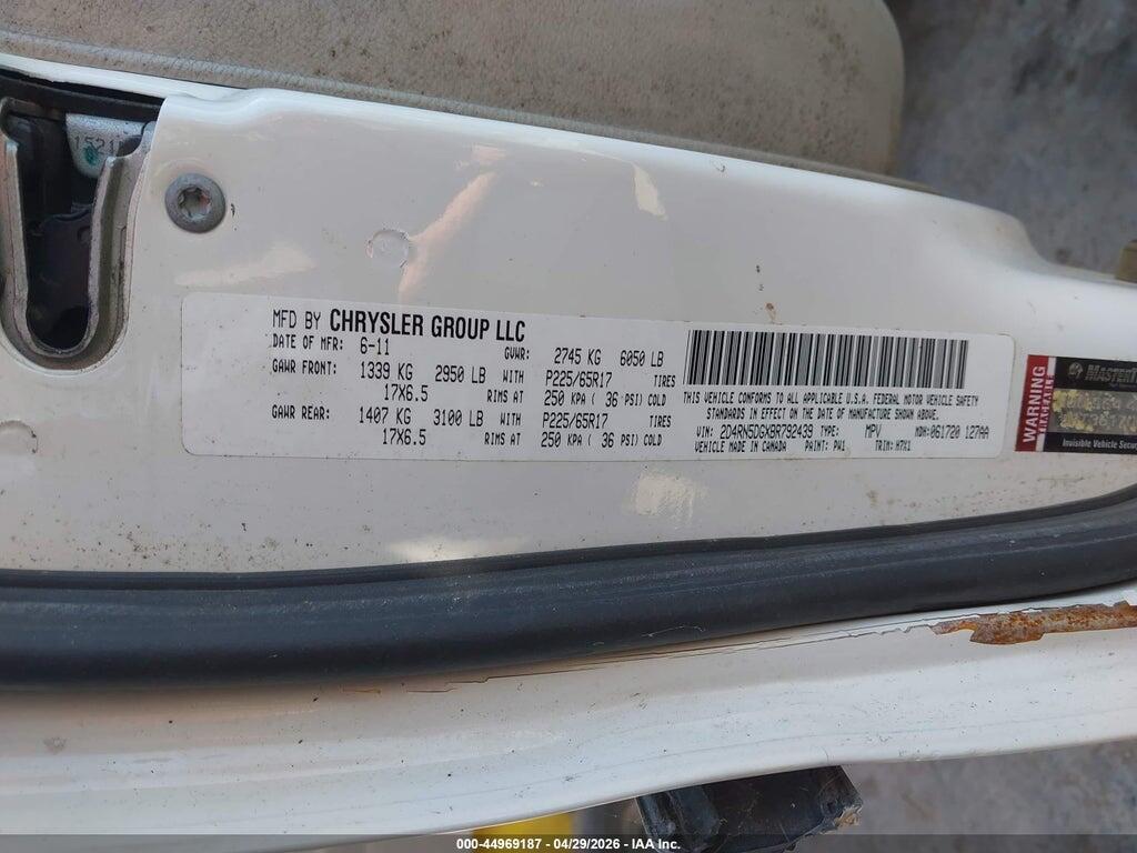 2D4RN5DGXBR792439 2011 DODGE GRAND CARAVAN photo no. 9