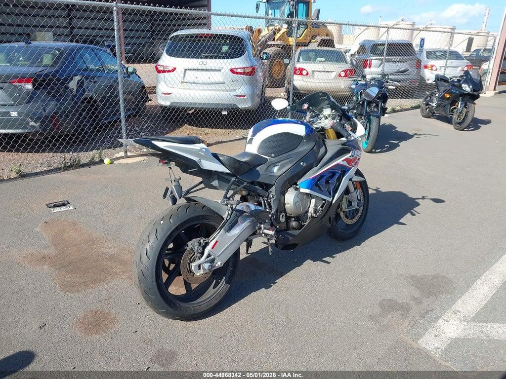 WB10D6009JZ711231 2018 BMW S 1000 photo no. 4