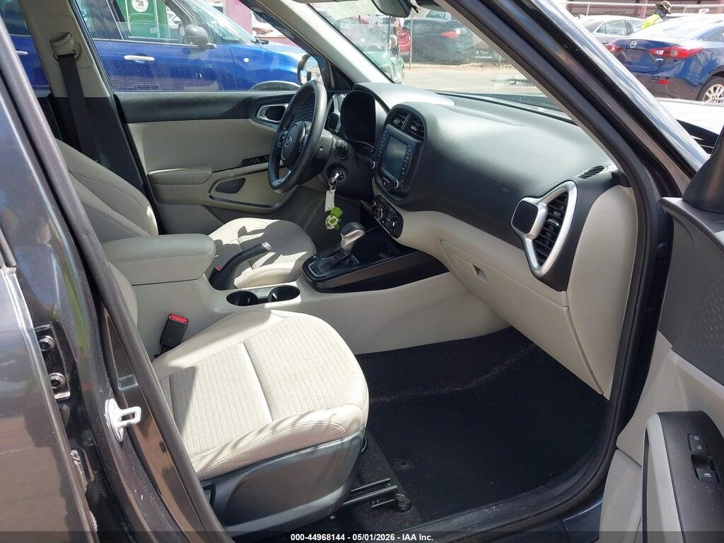KNDJ23AU2M7755567 2021 KIA SOUL photo no. 5