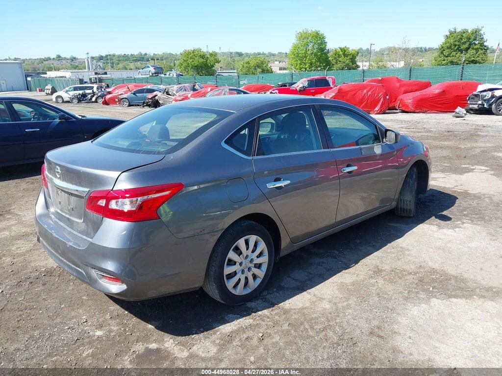3N1AB7AP4JY297397 2018 NISSAN SENTRA photo no. 4