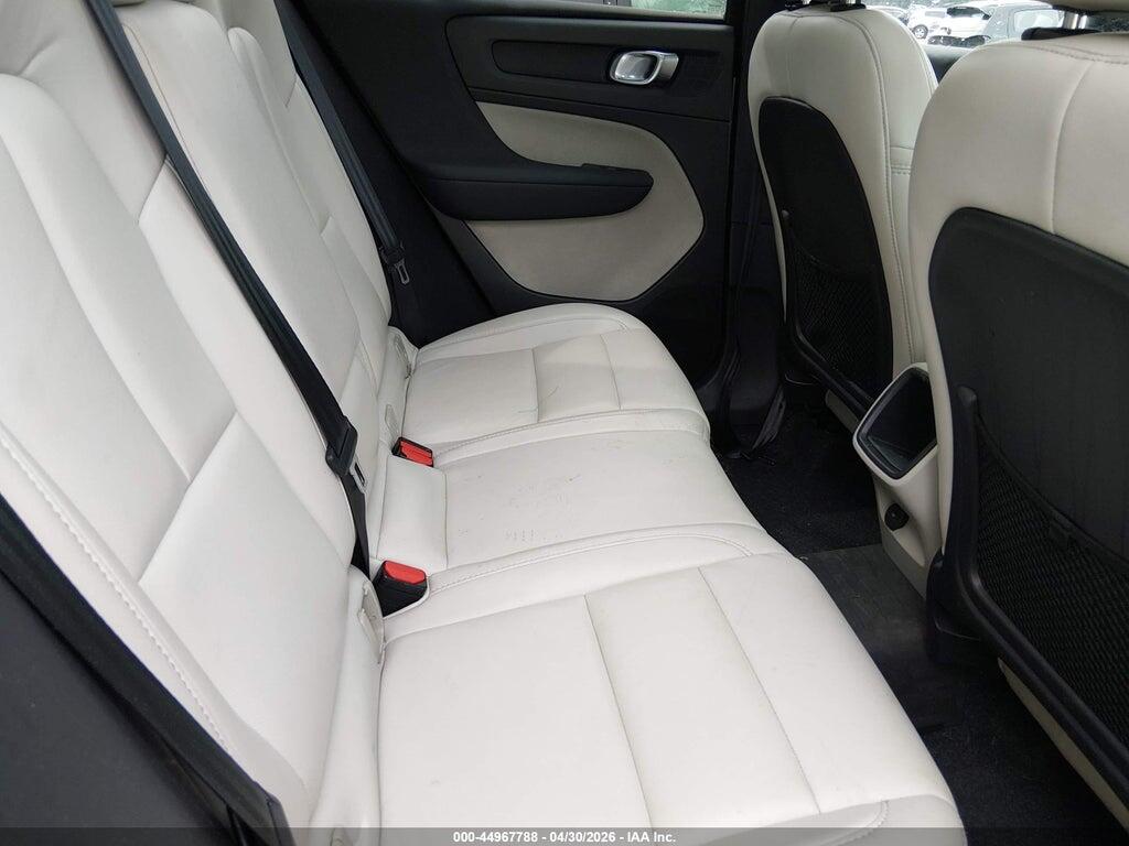YV4AC2HK2L2248334 2020 VOLVO XC40 photo no. 8