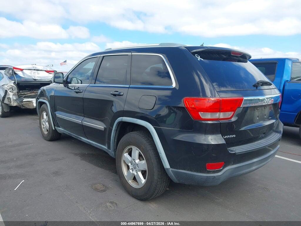 1J4RS4GG0BC577487 2011 JEEP GRAND CHEROKEE photo no. 3
