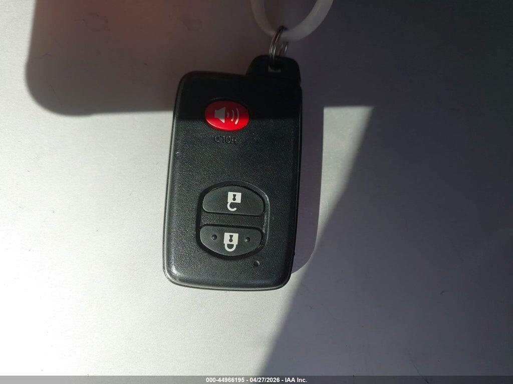 JTDKN3DU5D1630380 2013 TOYOTA PRIUS photo no. 11