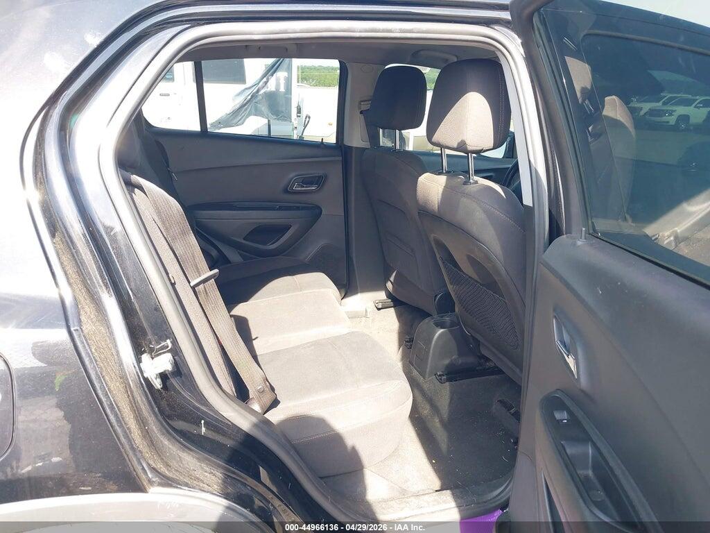 3GNCJKSB8KL296435 2019 CHEVROLET TRAX photo no. 8