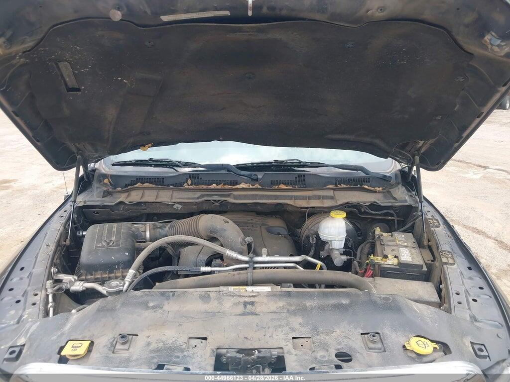 1C6RR6LT5JS303536 2018 RAM 1500 photo no. 10