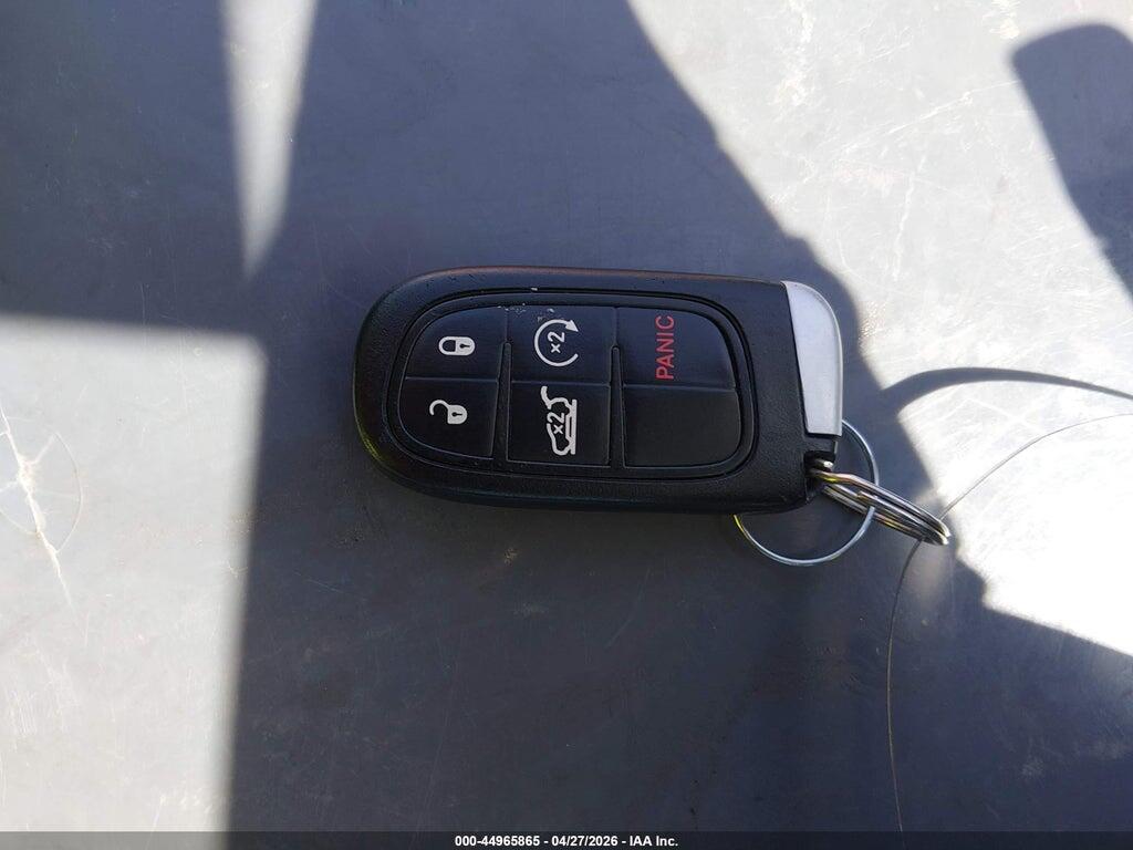 1C4PJLLB8KD206334 2019 JEEP CHEROKEE photo no. 11