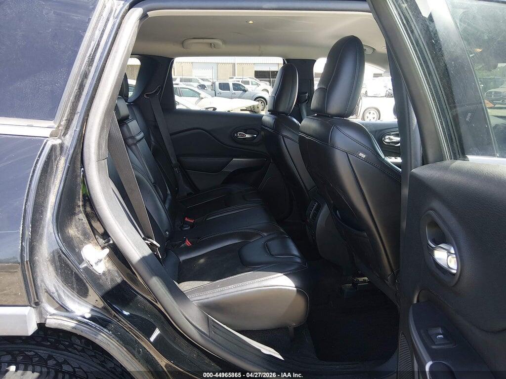 1C4PJLLB8KD206334 2019 JEEP CHEROKEE photo no. 8