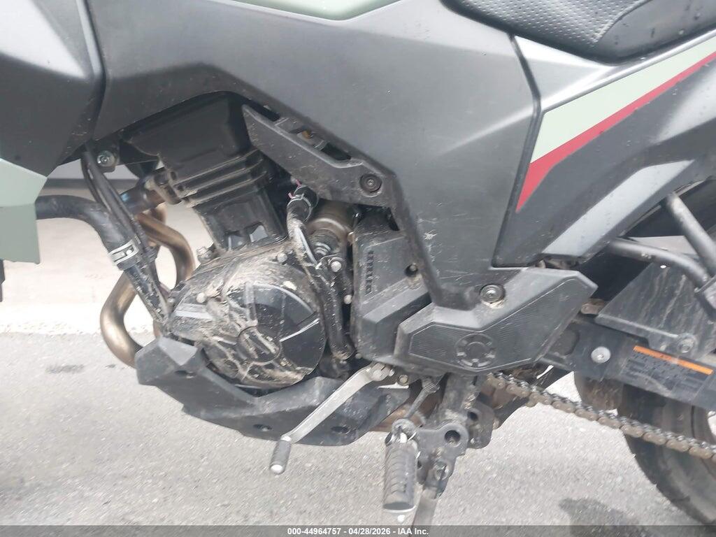 JKALE8C19RDA19070 2024 KAWASAKI KLE300 photo no. 9