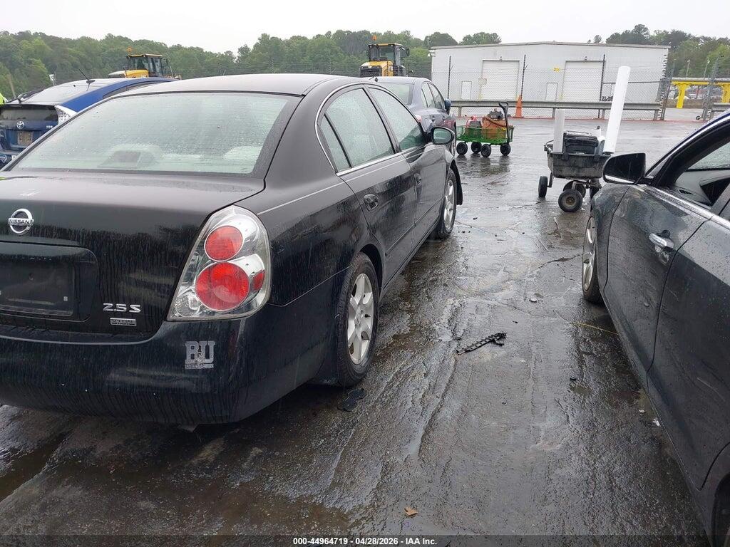 1N4AL11D06N330600 2006 NISSAN ALTIMA photo no. 4