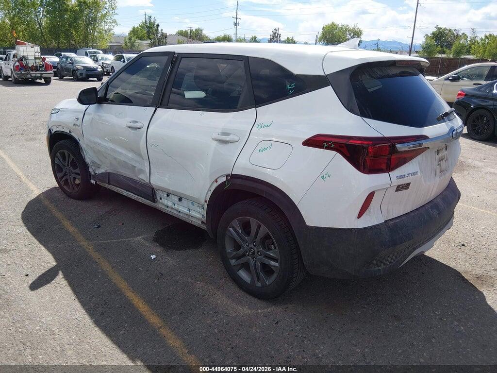 KNDEPCAA1M7130425 2021 KIA SELTOS photo no. 3
