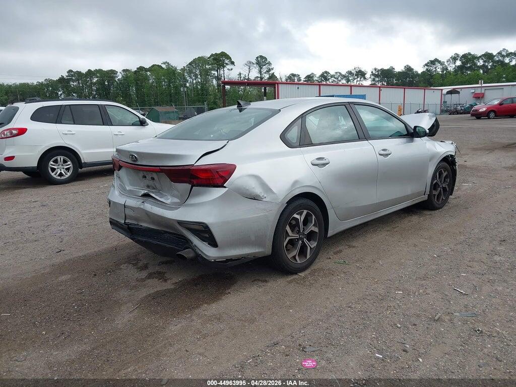 3KPF24AD4ME272447 2021 KIA FORTE photo no. 4