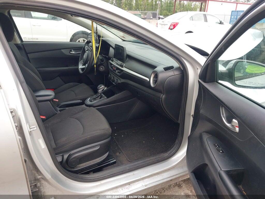 3KPF24AD4ME272447 2021 KIA FORTE photo no. 5