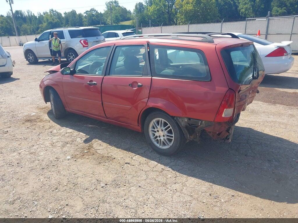 1FAFP36352W204534 2002 FORD FOCUS photo no. 3