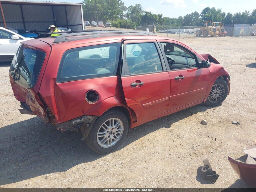 1FAFP36352W204534 2002 FORD FOCUS photo no. 4