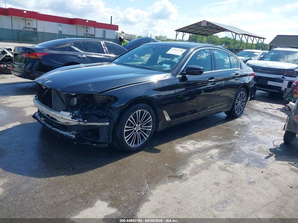 WBAJE7C59JWC56271 2018 BMW 540I photo no. 2