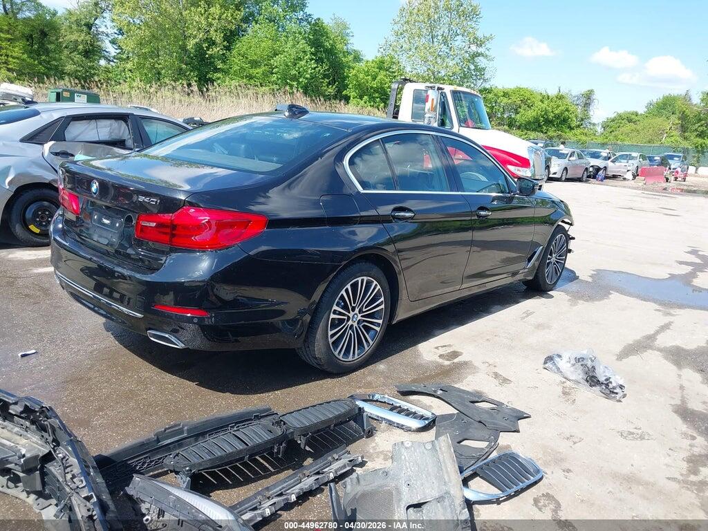 WBAJE7C59JWC56271 2018 BMW 540I photo no. 4