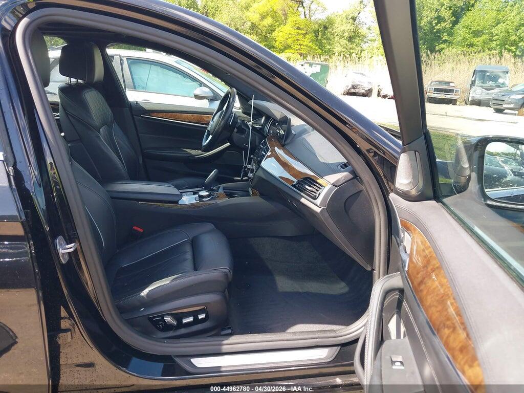 WBAJE7C59JWC56271 2018 BMW 540I photo no. 5