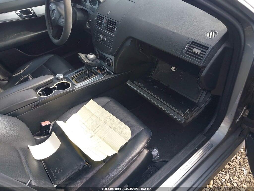WDDGF81X68F157411 2008 MERCEDES-BENZ C 300 photo no. 5