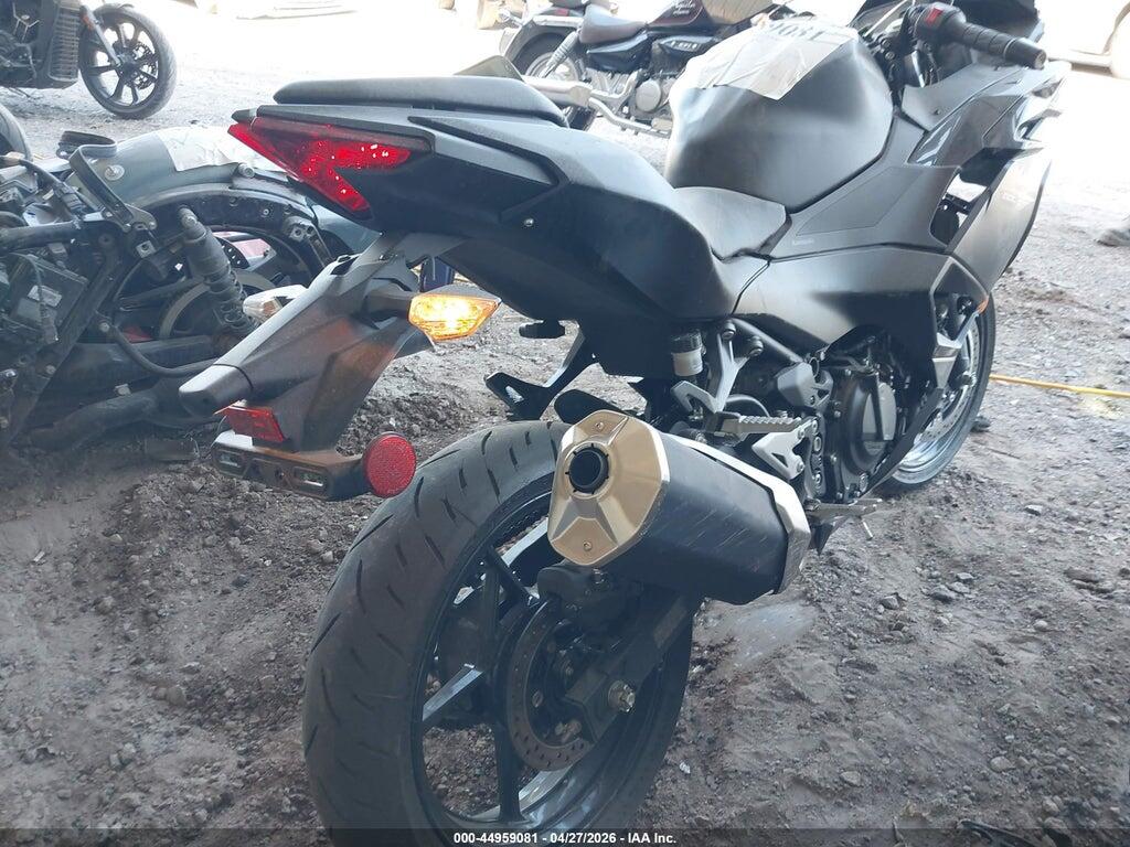 ML5EXGG10TDA72917 2026 KAWASAKI EX500 photo no. 4