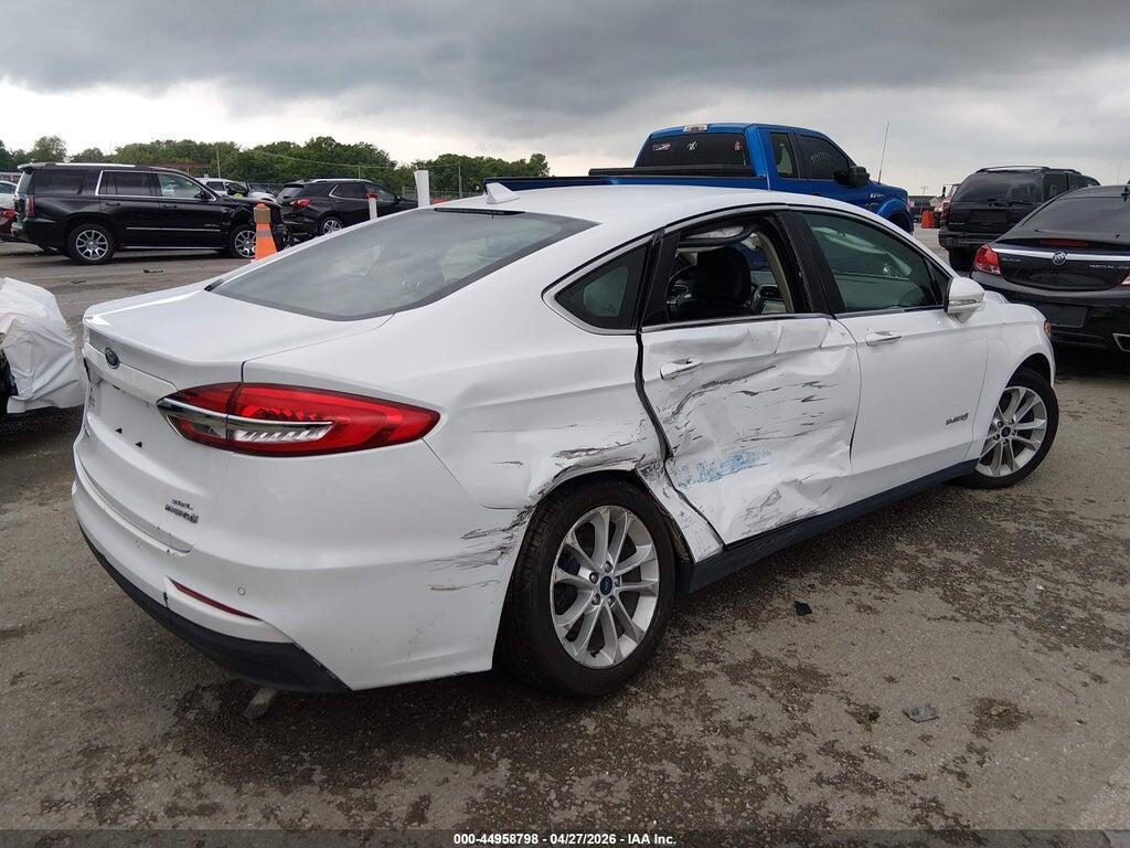 3FA6P0MU8KR155147 2019 FORD FUSION HYBRID photo no. 4