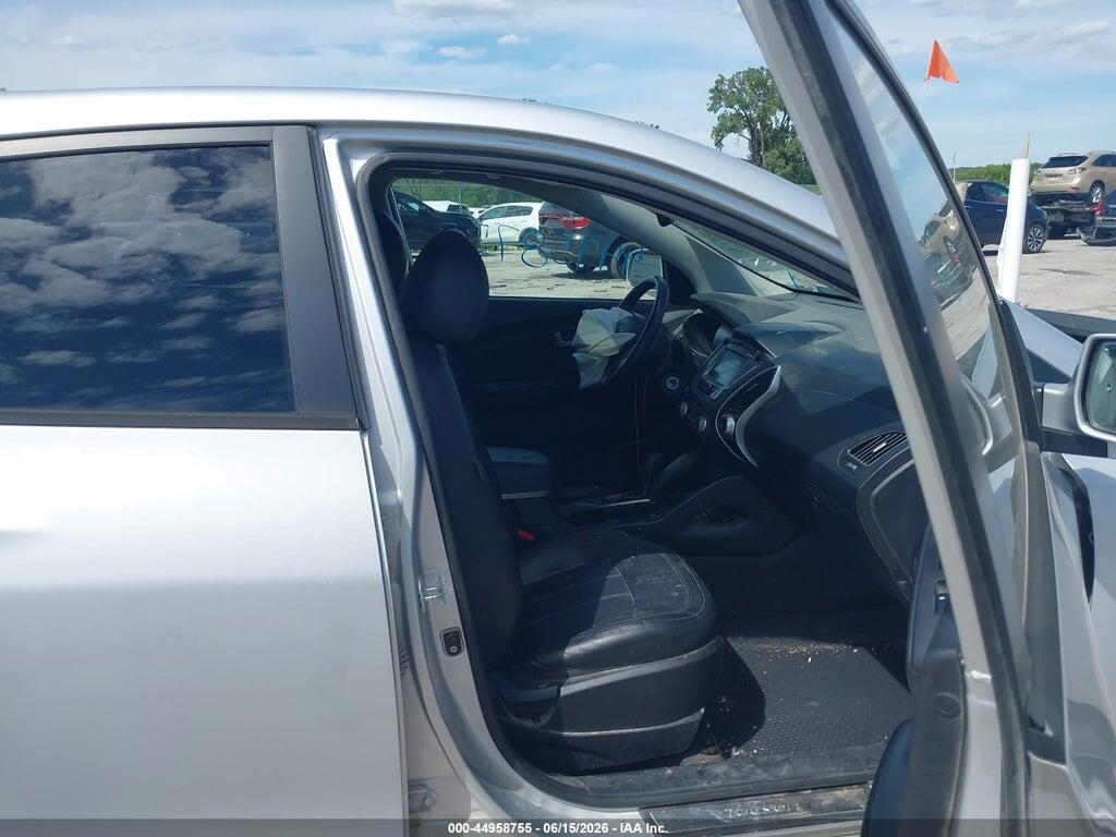 KM8JUCAC1BU226087 2011 HYUNDAI TUCSON photo no. 5